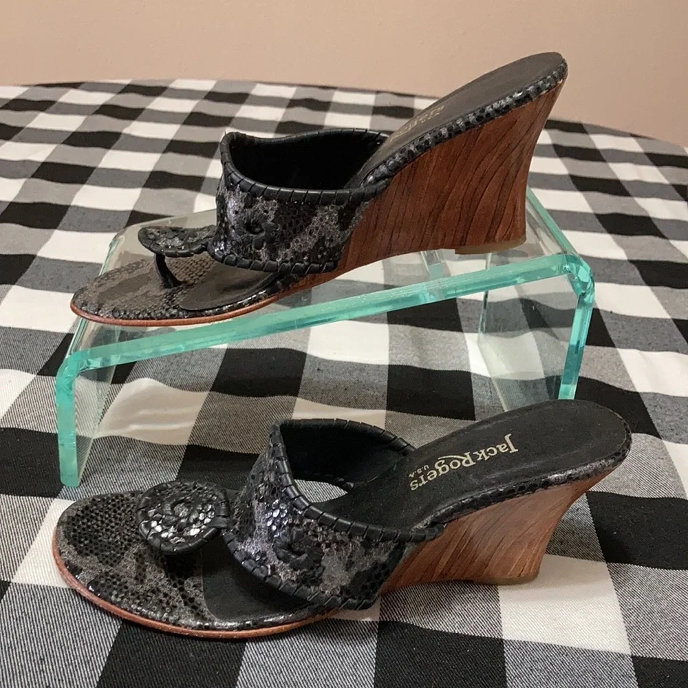 Jack Rodgers USA Leather Wedge Thong Sandal Shoes Sequin Reptile Gray Black 7.5